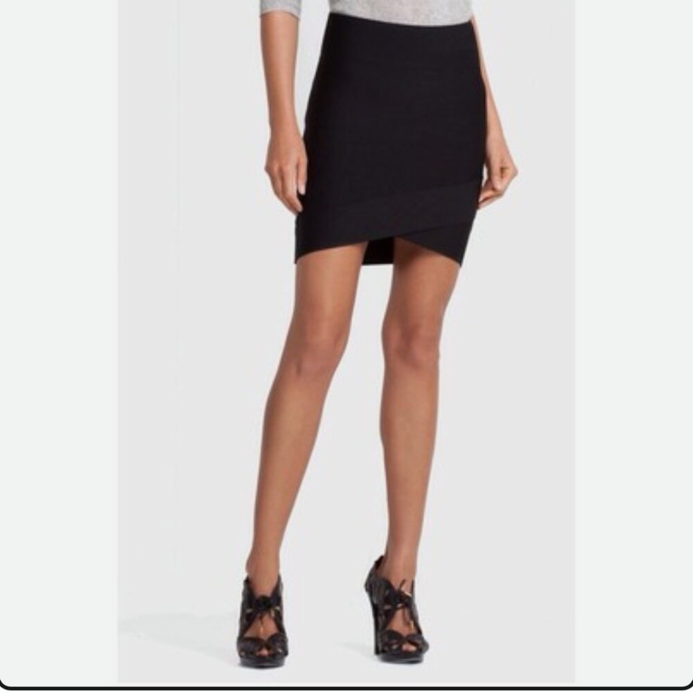 BCBGMaxazria 'Sylvie' Black Bodycon Bandage Power Mini Skirt Size XS